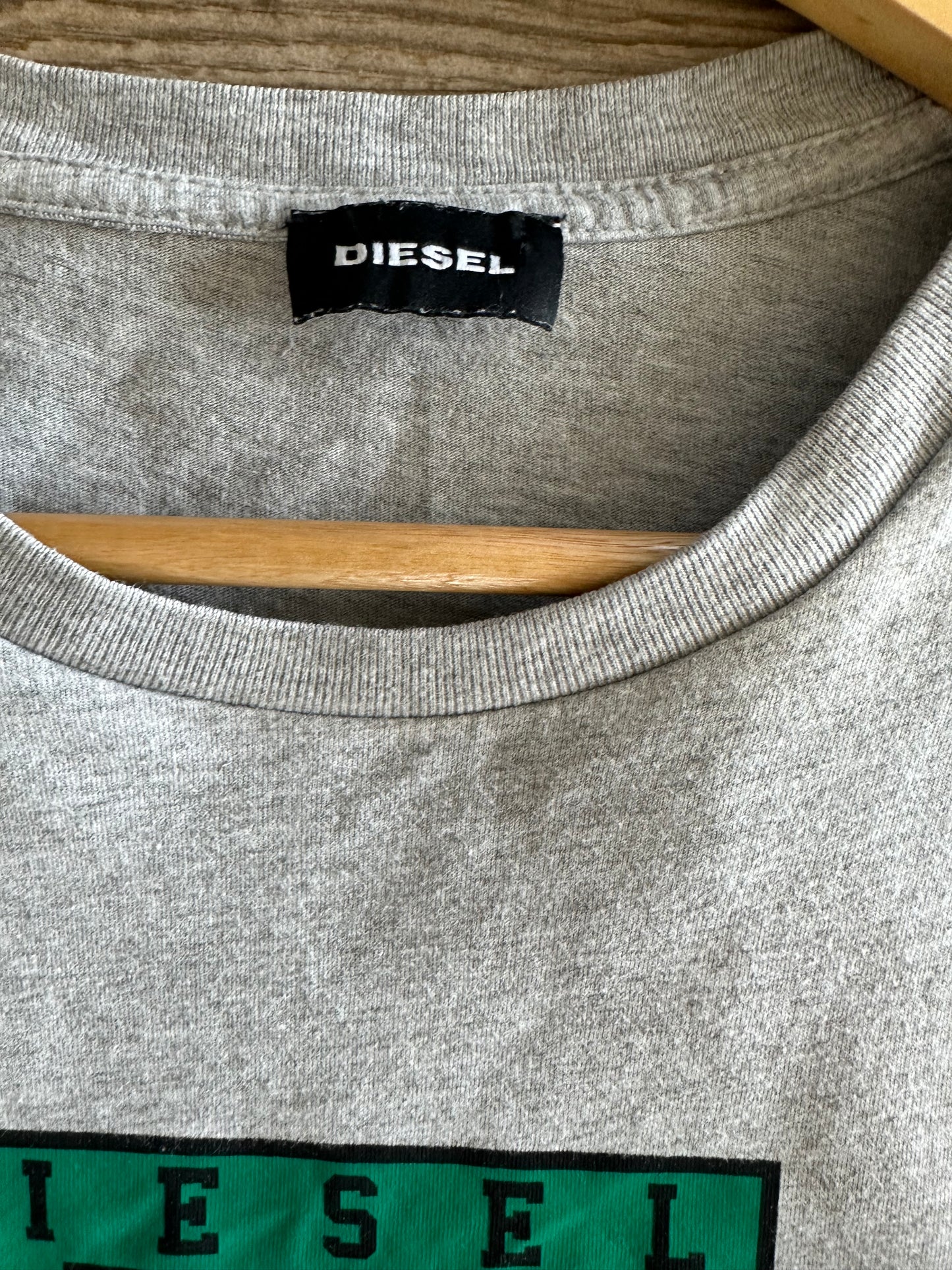 Tricou Diesel - M - Femei