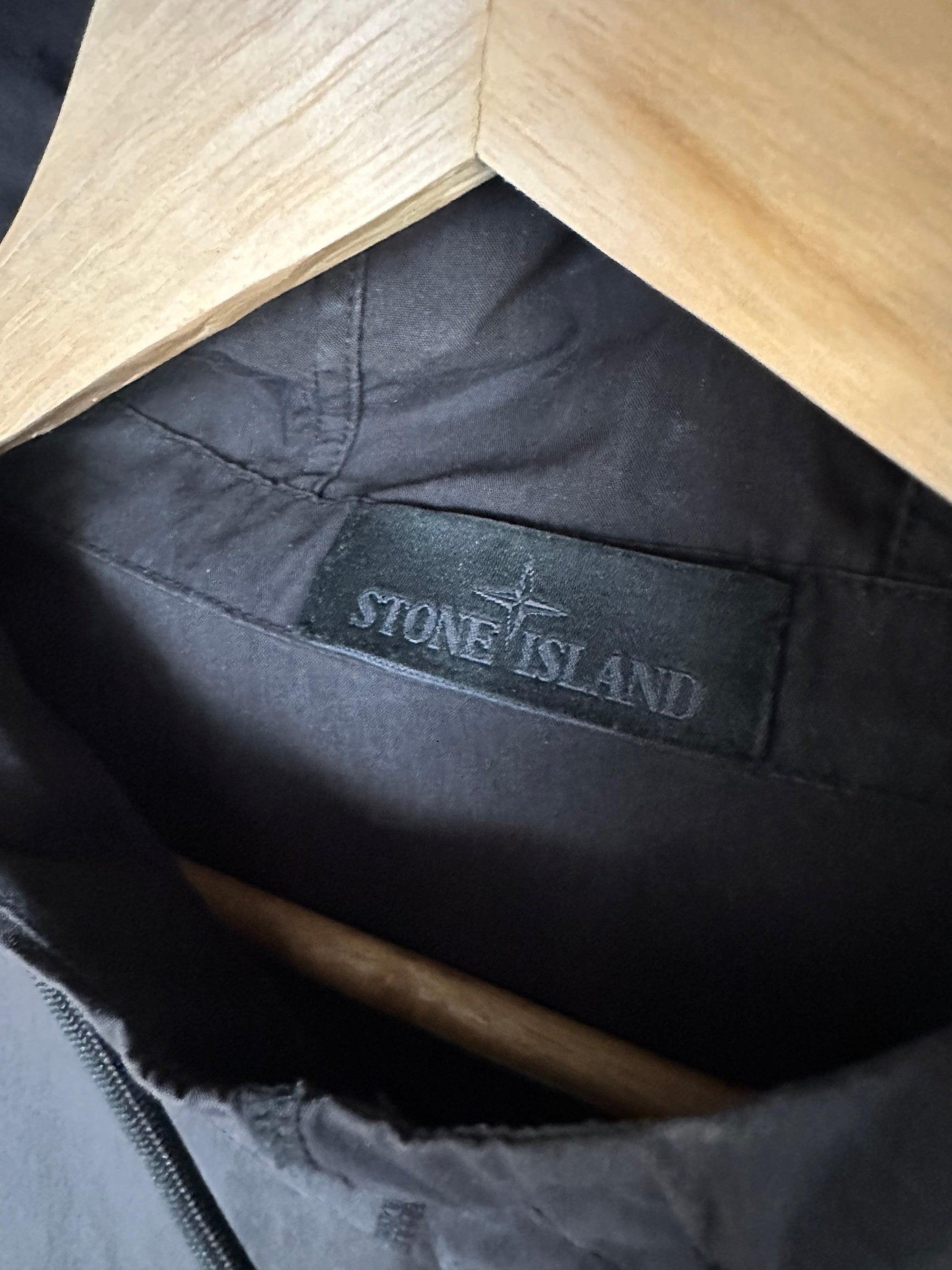 Stone Island 2019 Ghost Cotton Resin Smock - M - Bărbați - Shop Smart