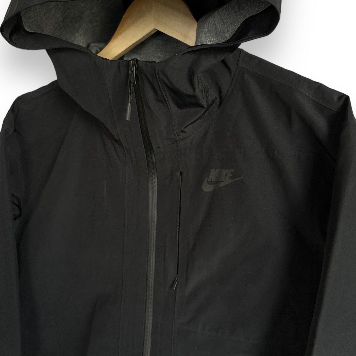 Parka Impermeabilă Nike Tech - M - Femei - Shop Smart